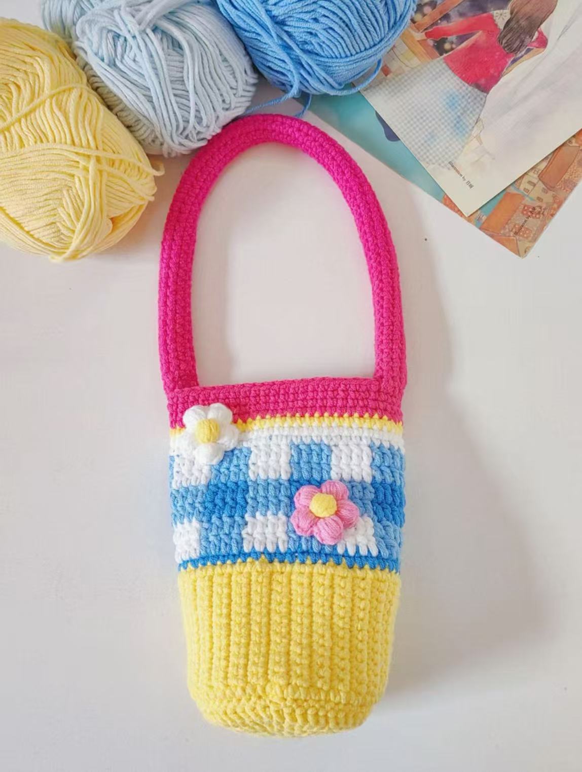 Cute Crochet Bottle Wholesale, Holder Organic Recyclable Cotton Yarn Customizable Water Bottle Carrier for Daily Walk Hiking,Cross Body Strap Bag,Handmade Festival Bottle Sling Bag,Traveller Accessories