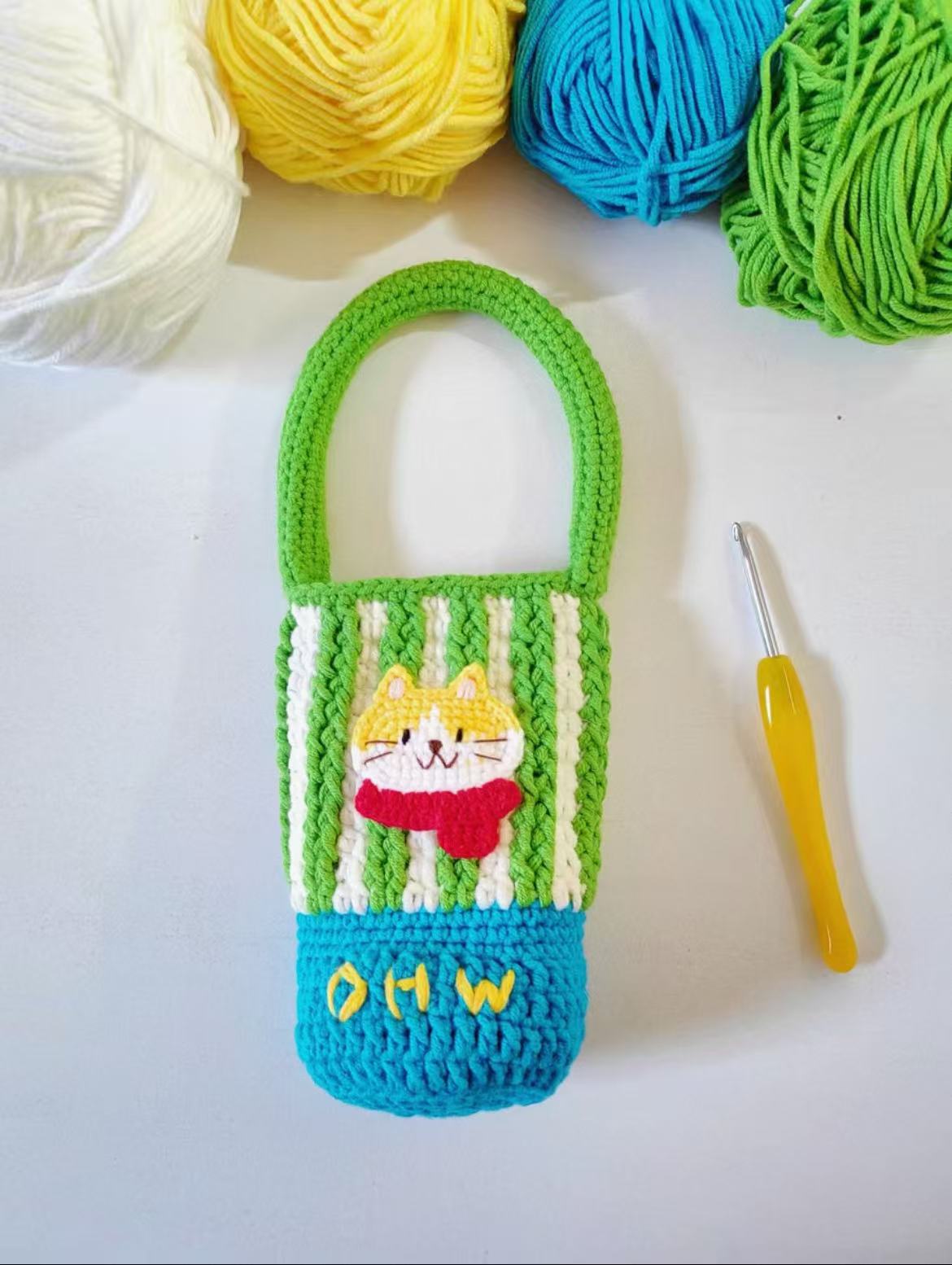 Cute Crochet Bottle Wholesale, Holder Organic Recyclable Cotton Yarn Customizable Water Bottle Carrier for Daily Walk Hiking,Cross Body Strap Bag,Handmade Festival Bottle Sling Bag,Traveller Accessories